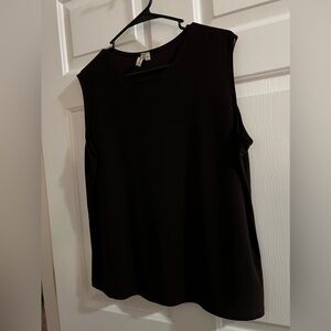 Susan Lawrence Sleeveless Blouse 🔥Free with purchase